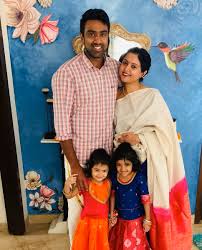 Highlights cheteshwar pujara copped several body blows during the brisbane test pujara's daughter aditi had a unique remedy for her father's pain Circle Of Cricket On Twitter Rohit Sharma Ravichandran Ashwin Cheteshwar Pujara And Mayank Agarwal Celebrate Diwali With Their Loved Ones