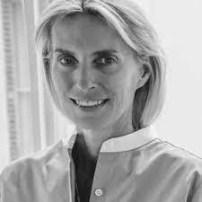 Sheryl Bray's Instagram, Twitter & Facebook