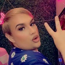 Latasha Batiste's Instagram, Twitter & Facebook