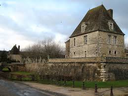 Chateau De Sennecey Le Grand Wikipedia Chateau Les Regions De France Bourgogne