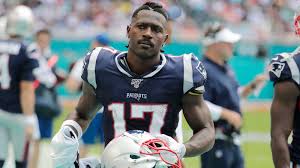 Tampa bay buccaneers wide receiver antonio brown will miss sunday's nfc championship game against the green bay packers due to a knee injury. Antonio Brown Returns To Nfl Agrees To 1 Year Deal With Tampa Bay Buccaneers Associate Press Source Abc7 Chicago