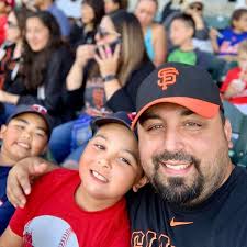 According to Deadline, Bill Pullman and Rick Moranis are set to reprise  their roles as Lone Starr and Dark Helmet, respectively, in Spaceballs2.  Keke Palmer has also reportedly joined the cast. 🎬