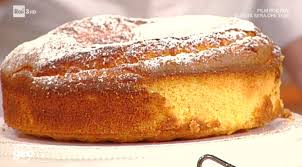Ciambellone di pan brioche, con ricotta, intrecciato, bicolore, ripieno con nocciolata, ricetta facile, brioche da merenda, dolce da colazione, pan brioche · frullate il latte con la farina e lo zucchero. Geo Ricetta Ciambellone Soffice Di Ricotta Di Diego Scaramuzza