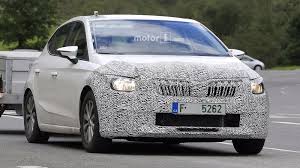 Skoda fabia 4 preview vorschau erste skizzen vom design bilder first pictures exterieur außen led rückleuchten matrix led letzte infos vor premiere. Skoda Fabia Iv Skoda Testuje Novy Prototyp Autobazar Eu