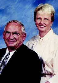 Darwin and Lois Hanson 50th anniversary