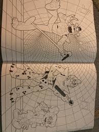 Alguien más se dio cuenta de que Circus Baby está con los animatrónicos  glam rock en el libro para colorear oficial? : rfivenightsatfreddys