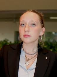 Taylor Chen's Instagram, Twitter & Facebook