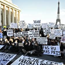 Les manifestations en france contre la loi sécurité globale ont été marquées par plusieurs débordements, notamment des affrontements avec les forces de l'ordre et des incendies. Des Milliers De Personnes Ont Manifeste Contre La Loi Securite Globale