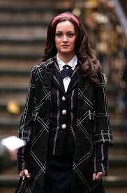 23 Best 'Gossip Girl' Outfits We'd Still Wear Today | Glamour