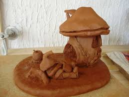 Le Lutin Et Le Champignon N 3 Mes 5 Elements Poterie Enfant Maison Champignon Lutin