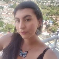 Opiniones sobre Karol G en Victoria Secret ? Las leo 🤓