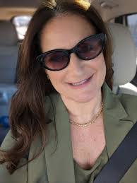 Tabitha Estep's Instagram, Twitter & Facebook