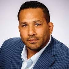 Maurice Eckert's Instagram, Twitter & Facebook