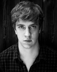 Актёры, режиссер и создатели сериала Команда чудиков (2014-2022)