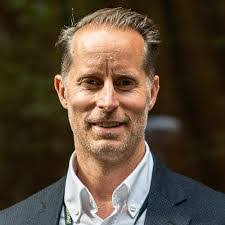 Gavin Starks's Instagram, Twitter & Facebook