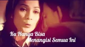 Langit menjadi gelap berkelabu d a menyelimuti hatiku g d mengubah seluruh hidupku. Kunci Gitar Hilang Susan Neva