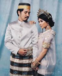 We did not find results for: Bukan Kebaya Ini Dia Baju Adat Pengantin Bugis Yang Dikenal Dengan Baju Bodo