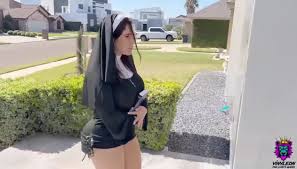 Yiny Leon nun costume