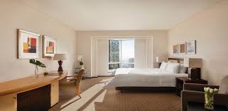 Available studio, one bedrooms & 1 bed plus den for immediate move in! Luxury Hotel In Dubai Shangri La Dubai