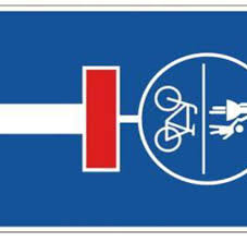 Maybe you would like to learn more about one of these? Verkehrsschilder Bitte Beachten Sie Die Durchlassige Sackgasse Welt