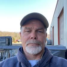 the best hug i ever received!!! my dad is not very alert snymore but when I  got there today he opened his eyes and placed his arm