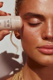 Amazon.com: + Lux Unfiltered N°18 Illuminating Beauty Balm in Salty (A  Sheer Opal Gloss), Non Toxic, Cruelty-Free, Vegan Highlighting Face Stick :  Beauty & Personal Care