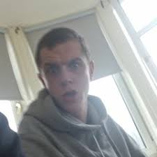 Stream Graeme Burns music