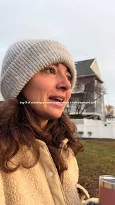 it sounds so simple but it’s actually making a world of a difference  #selfemployed #photographybusiness #wfh