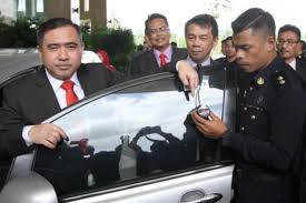 Jpj keluar peraturan baru untuk kenderaan cermin gelap 2019. Kadar Ketelusan Cahaya Cermin Gelap 50 Peratus Saja Dah Ubah Ke Jangan Keliru Wapcar