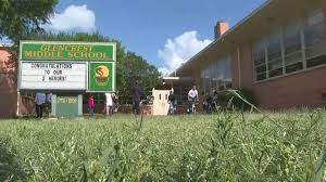 Crime fighting kids help FW PD