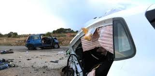 Jun 25, 2021 · exactamente 2,952 accidentes de tránsito ocurrieron a nivel nacional de enero hasta el 13 de abril de este año, mientras que en el 2020 se suscitaron 1,985 en el mismo período de tiempo. Las Muertes En Accidentes De Trafico Se Reducen En Un 30 En El Camp De Tarragona