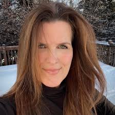 Young seal at Holyrood Beach, looks injured. Who can I contact ?