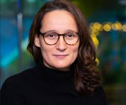 Logica strâmbă a muncitorului român din Anglia, obligat să facă de 10 ani  aceeași muncă mizeră: „Nu fac mai mult, pentru că nu sunt plătit și nu-mi  face nimeni statuie”