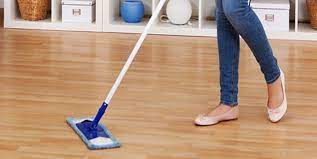 Zeminde olmazsa olmazlardan olan parkelerin temizliği ve bakımının gerektiği gibi yapılması zeminlerin daha hijyenik olmasını sağlar. Laminant Parke Temizliginde Bu Detaylara Dikkat Edin