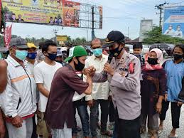 10 pernikahan manusia dengan hewan bikin heboh dunia. Jajaran Polsek Perbaungan Melaksanakan Berbagi Kasih Dari Kapoldasu Berita Indonesia Terupdate