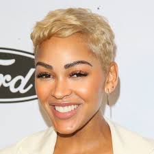The fade haircut has normally been dealt with men with short hair, however lately, guys have actually been combining a high discolor with tool or lengthy hair ahead. 19 Best Pixie Cuts Of 2019 Celebrity Pixie Hairstyle Ideas Allure
