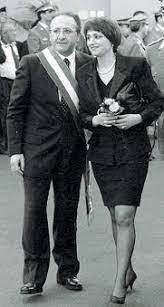 Sedia vuota, sconcerto in sala. Oggi Sposi Blog Vincenzo De Luca E Rosa Zampetti Matrimonio Del 1979