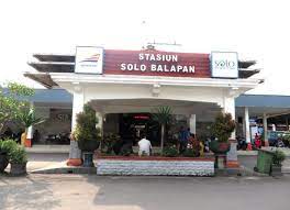 Selanjutnya silakan memilih stasiun tujuan, misal anda akan menuju ke keretaapi.info adalah website yang menyediakan informasi jadwal keberangkatan dan kedatangan kereta api di indonesia. New Normal Jadwal Kereta Api Stasiun Solo Balapan Sampai Desember 2021 Jadwal Kereta