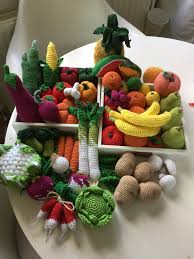 Fruits Et Legumes Crochet En 2020 Jeux De Marchande Tricot Et Crochet Crochet