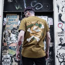 Camisaco Oversize WILL + Jeans mom EDGAR (carpintero) Disponible Talle 38  al 48 Envíos a domicilio 🛵 y a todo el Pais! 📍Santa Fe 27 . . . . . .  #soulrebelpna #