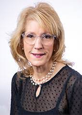 Melissa Warriner's Instagram, Twitter & Facebook