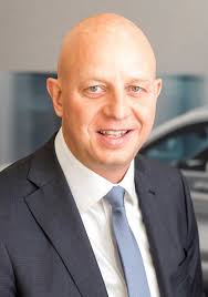 Please contact your local retailer directly by phone or in person for exact pricing details and total prices applicable in those provinces. Neuer Gf Bei Mercedes Benz Financial Service Die Wirtschaft