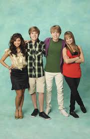 Her first role was actually a small part in disney channel's the suite life of zack & cody back in 2006, but ever since starring in ramona and beezus alongside selena gomez in 2010, joey's been a mainstay on hollywood red carpets. Pin By Ksenia Nikulina On Filmy I Serialy Cole Sprouse Dylan And Cole Cole M Sprouse