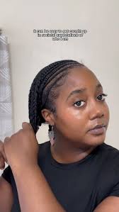 💗Pink or 💚green?🤔 Both are strengthening oils, both are suitable for all  hair types, both are vegan & stimulate the hair follicles, so what's the  difference? Well besides the 2 different color