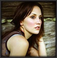 REVIEW: The Highwomen