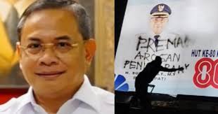Pati Kian Membara! Viral Bupati Sadewo jadi Sasaran Vandalisme: PREMAN,  AROGAN, PENIPU RAKYAT!