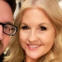 70+ "Robyn Van" profiles