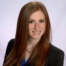 Carly Comer's Instagram, Twitter & Facebook