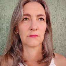 Marcia Heller Perfis