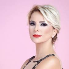 Hüseyin kağıt kimdir kaç yaşındadır?, hüseyin kağıt nereli?, hüseyin kağıt biyografisi, evli mi?, hayatı ve albümleri nelerdir? Huseyin Kagit Biyografya
